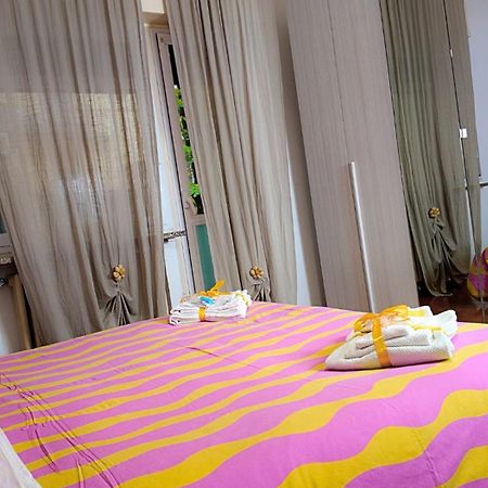 Stabia House Apartment Parma Bagian luar foto
